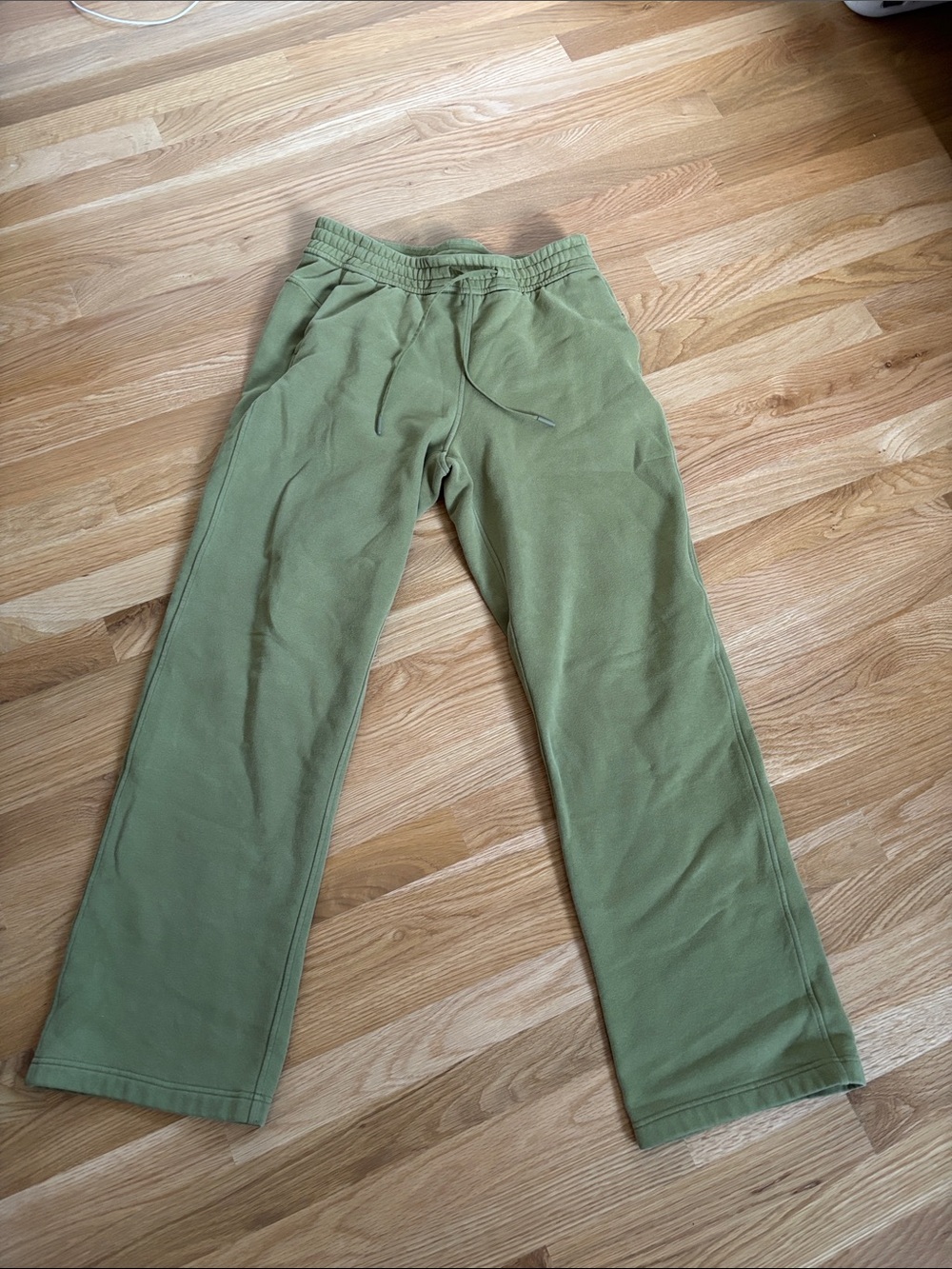 lululemon athletica Kids Olive Drawstring Sweatpants